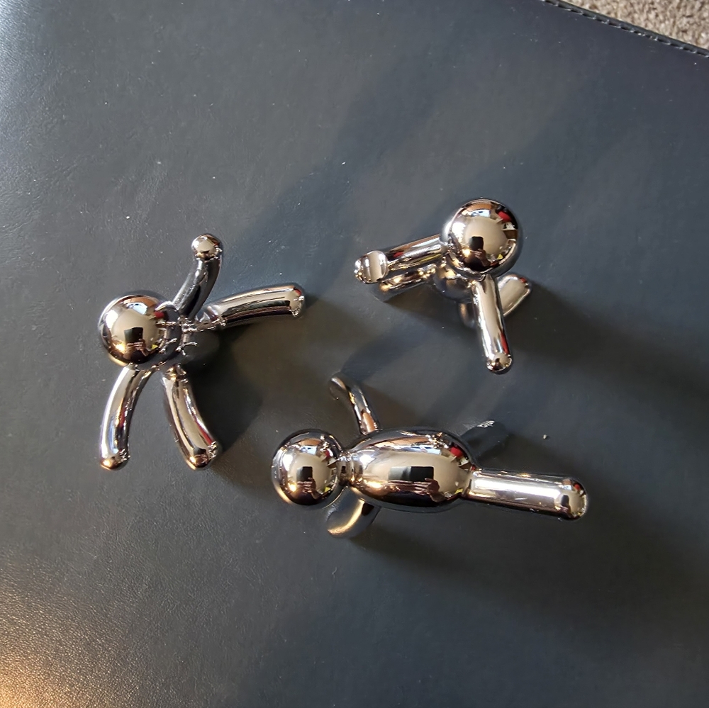 Umbra Buddy Ring Holder. It is a playful set of ring holders